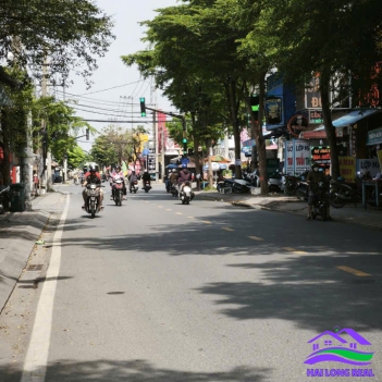 HAILONGREAL: ĐẤT MẶT TIỀN NGUYỄN VĂN TẠO, 1300M2, THỔ CƯ 300M2, NGANG 14M, GIÁ: 28TY