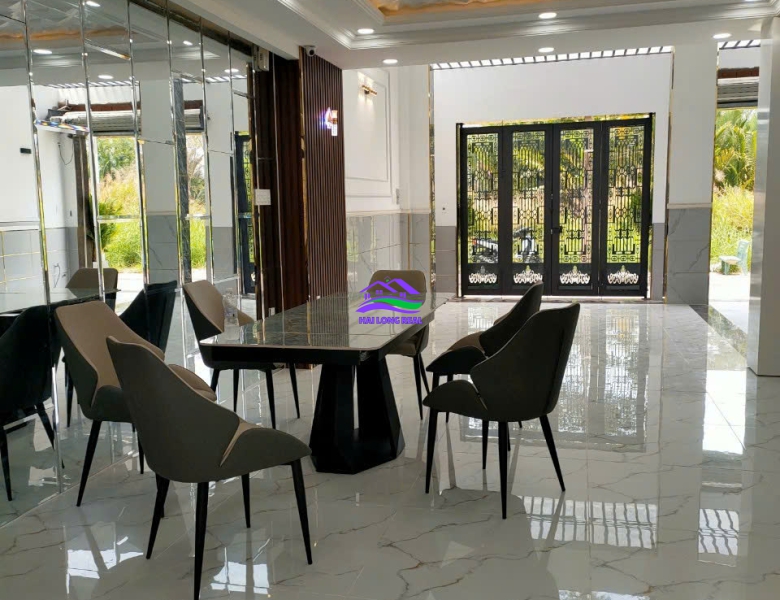 Nhà 7x14m, 4 tầng, giá: 8 tỷ 900 triệu, đường nguyễn văn tạo, nhà bè