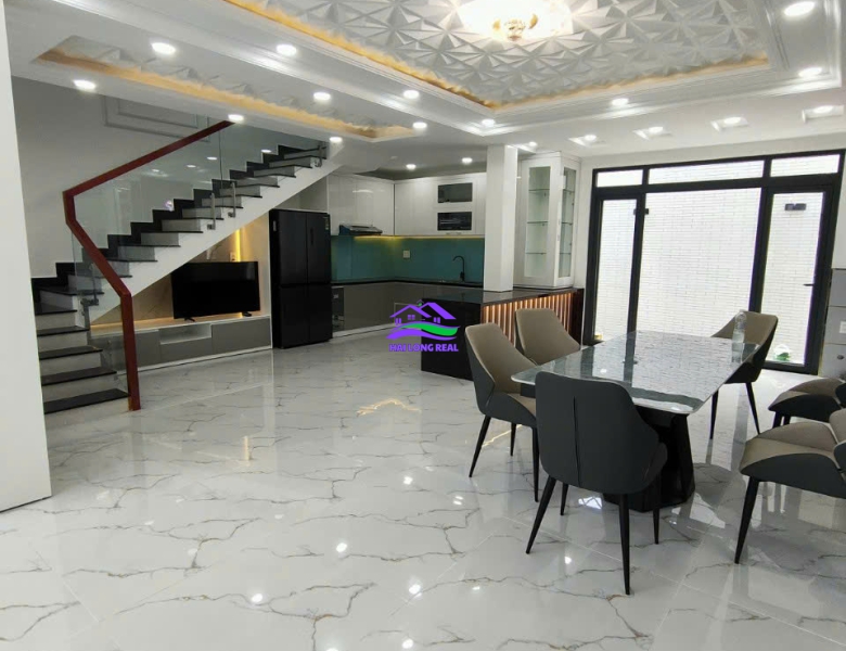 Nhà 7x14m, 4 tầng, giá: 8 tỷ 900 triệu, đường nguyễn văn tạo, nhà bè