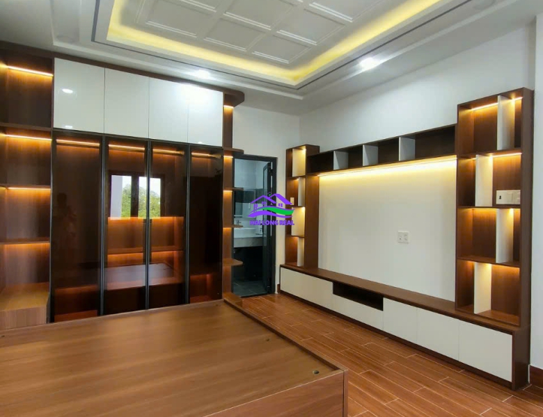 Nhà 7x14m, 4 tầng, giá: 8 tỷ 900 triệu, đường nguyễn văn tạo, nhà bè
