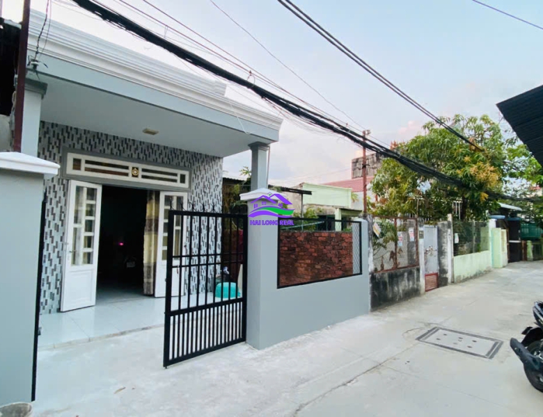 Nhà NGUYỄN VĂN TẠO, giá: 3,3 tỷ, diện tích: 5,69x18m, 94m2, xã Long Thới, Nhà Bè 