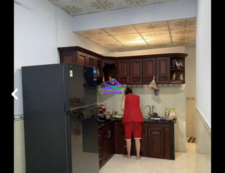 Nhà NGUYỄN VĂN TẠO, giá: 2,3 tỷ, diện tích: 5x17m, Nhà Bè 