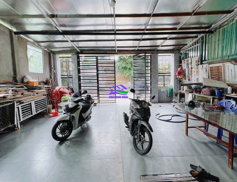 Nhà đường 14m, Nguyễn Văn Tạo, Giá: 9,5 tỷ, DT: 8x23m, 1 lầu, xã Long Thới, Nhà Bè 