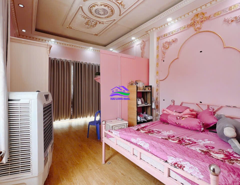 Nhà đường 14m, Nguyễn Văn Tạo, Giá: 9,5 tỷ, DT: 8x23m, 1 lầu, xã Long Thới, Nhà Bè 