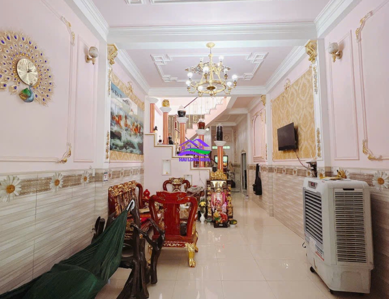 Nhà đường 14m, Nguyễn Văn Tạo, Giá: 9,5 tỷ, DT: 8x23m, 1 lầu, xã Long Thới, Nhà Bè 