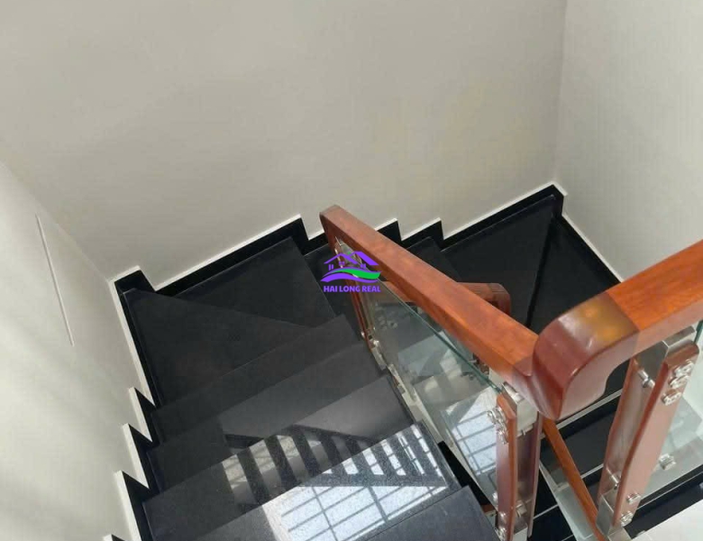 Nhà đường 7m, Nguyễn Bình, Giá: 5,6 tỷ, DT: 7,5x11m, 3 tầng, xã Nhơn Đức, Nhà Bè 