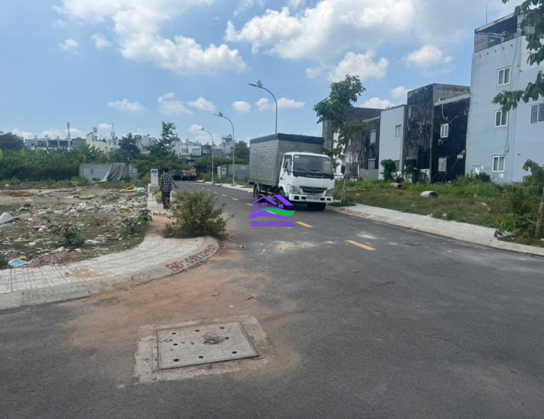 Đất đường 7m, khu Sài Gòn Mới, Gìa: 4,5ty, DT: 4x18m, đường Huỳnh Tấn Phát, TT Nhà Bè 