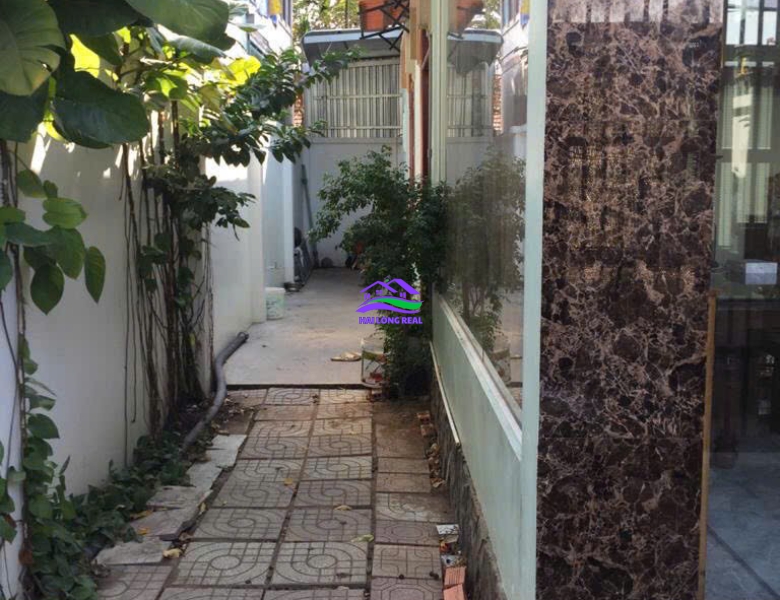 Nhà giá: 55tr/m2, DT: 9*18m(162m2), view công viên Phú Xuân, cạnh UBND huyện Nhà Bè 