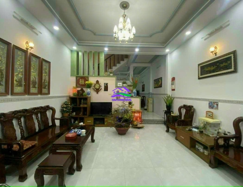 Nhà giá: 5,6ty, DT: 5*16m, 3 tầng, khu 274/ Nguyễn Văn Tạo, xã Long Thới, Nhà Bè 