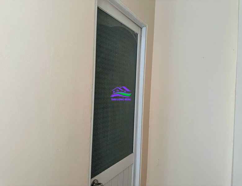 Nhà giá: 2,7ty, DT: 7,5*17m, 1 lầu + sân thượng, đường Lê Văn Lương, Nhà Bè 