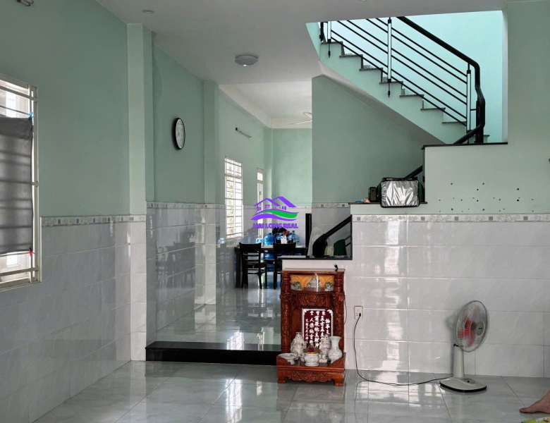 Nhà giá: 4,9ty, DT: 5*17m, 1 lầu, Góc 2MT, khu 1902/ Lê Văn Lương, Nhà Bè 