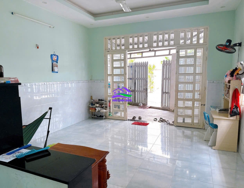 Nhà giá: 4,9ty, DT: 5*17m, 1 lầu, Góc 2MT, khu 1902/ Lê Văn Lương, Nhà Bè 