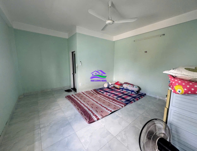 Nhà giá: 4,9ty, DT: 5*17m, 1 lầu, Góc 2MT, khu 1902/ Lê Văn Lương, Nhà Bè 