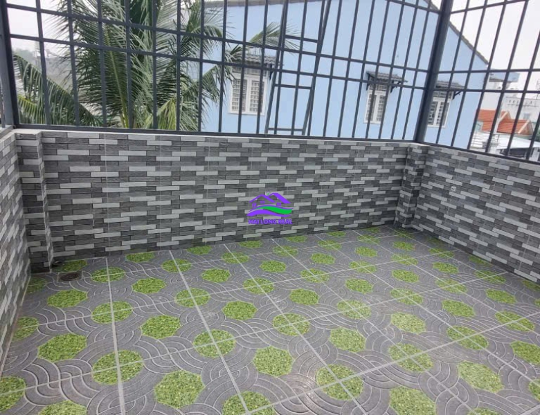 Nhà mặt tiền Lê Văn Lương, giá: 5,8ty, DT: 4*30m, 1 lầu, Long hậu, lòng an