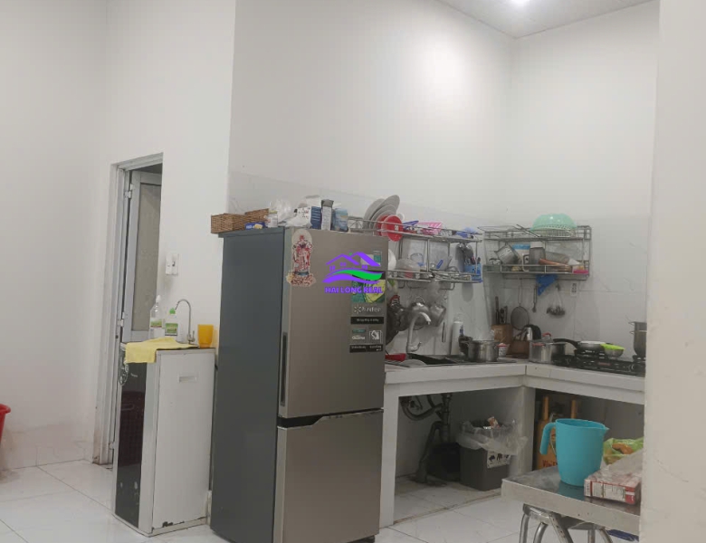 Nhà đất nhà bè chính chủ 5x20m, giá: 3.9 tỷ, đường 12m Phan Văn Bảy