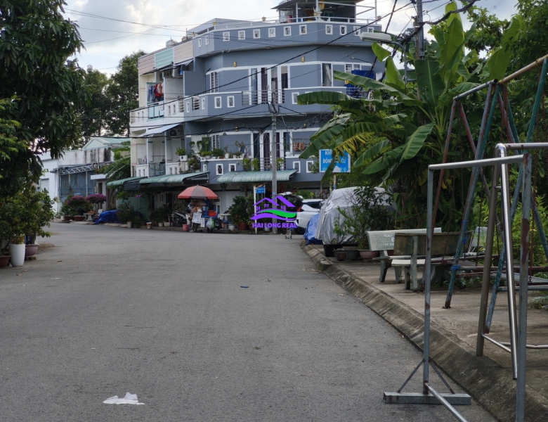 Đất đường LÊ THỊ TÁM, giá: 28tr/m2, diện tích: 15x26m, 380m2, xã Nhơn Đức, Nhà Bè