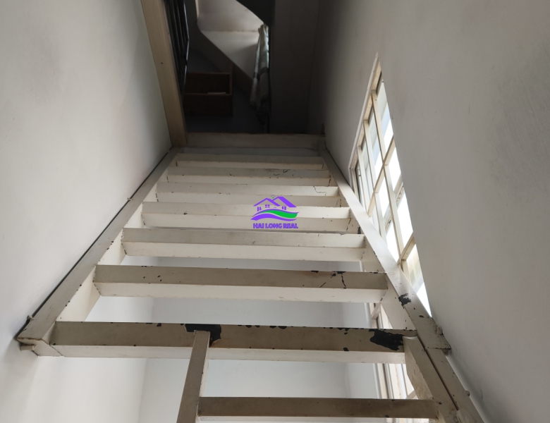 Nhà 1902/ LÊ VĂN LƯƠNG, giá: 1,35 tỷ, diện tích: 4x6m, 3 tầng, xã Nhơn Đức, Nhà Bè 