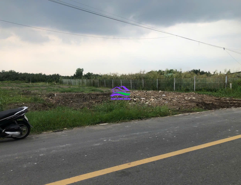 Đất mặt tiền Nguyễn Văn Tạo, Giá: 18ty, DT: 23x55m, 1243m2, thổ cư 1020m2, xã Hiệp Phước, Nhà Bè 