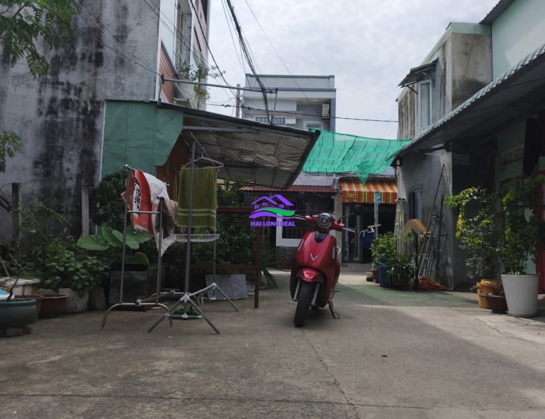 Đất 306/ Nguyễn Văn Tạo, Giá : 2,4ty, DT: 106m2, 5x21m,xã Long Thới, Nhà Bè 