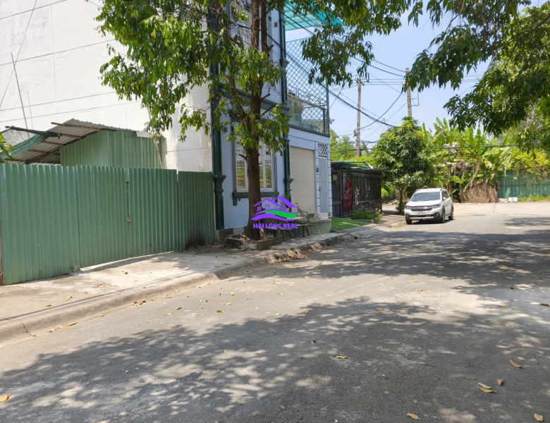 Đất đường 12m, khu 274/ Nguyễn Văn Tạo, Giá: 45tr/m2 (5,5ty), DT: 6x20m, xã Long Thới, Nhà Bè 