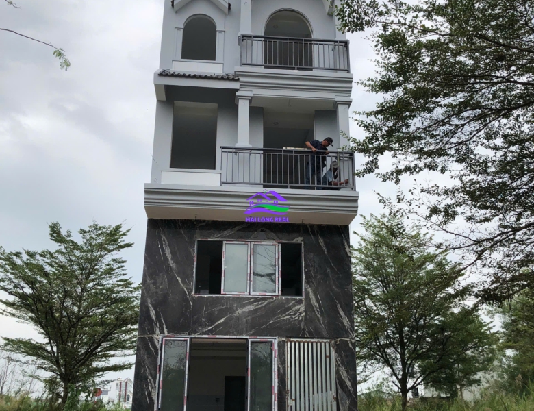 Nhà 2 mặt tiền đường trước -Sau 10m, Lê Văn Lương, Giá: 7,9ty, DT: 5x20m, 4 tầng, xã Nhơn Đức, Nhà Bè 