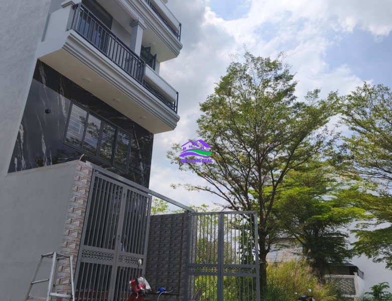 Nhà 2 mặt tiền đường trước -Sau 10m, Lê Văn Lương, Giá: 7,9ty, DT: 5x20m, 4 tầng, xã Nhơn Đức, Nhà Bè 