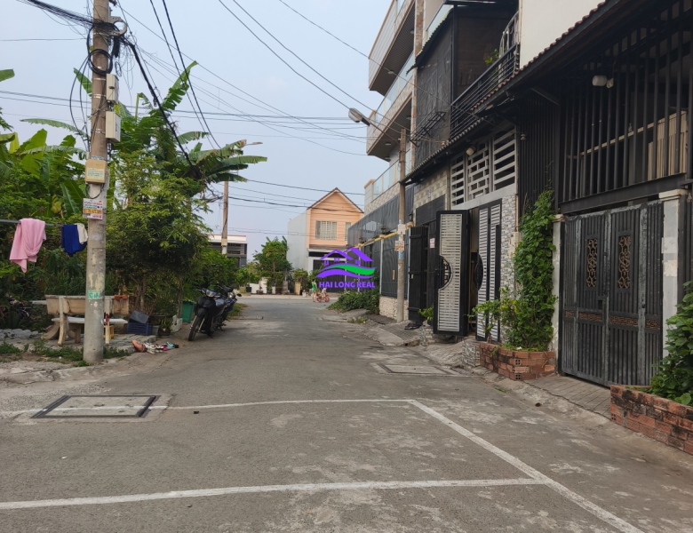 Đất đường 7m, 512 Nguyễn Văn Tạo, Giá: 2,9ty, DT: 85m2, xã Long Thới, Nhà Bè 