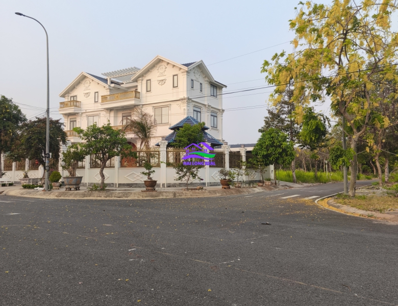Đất khu dân cư Phú Xuân- CSG, giá: 52tr/m2, DT: 10x24m, đường 12m