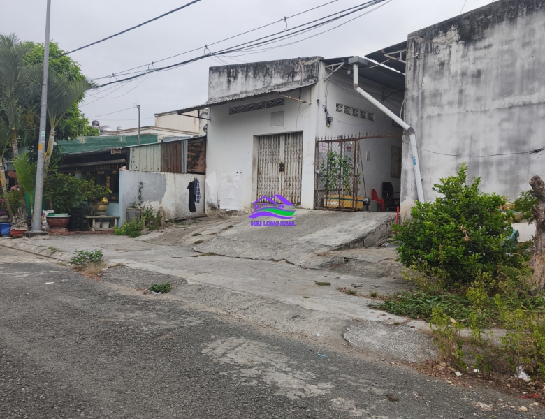 Nhà trọ đường 12m, Giá: 5,5ty, 11ty, DT: 6,x25m, 12x25m, khu 526/ Nguyễn Văn Tạo, xã Long Thới, Nhà Bè 