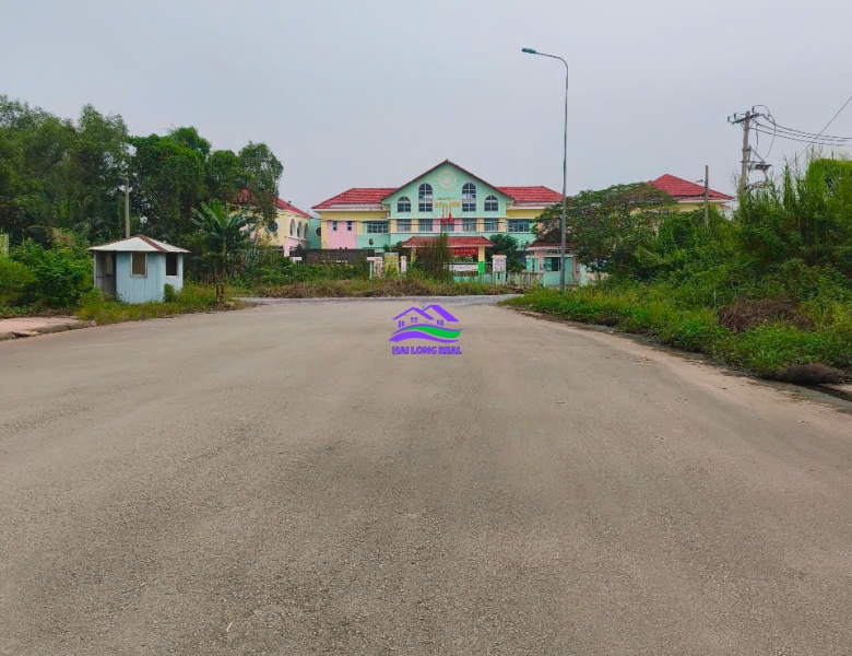 Đất đường 24m, khu 28HA, Giá: 45tr/m2, đường Lê Thị Tám, xã Nhơn Đức, Nhà Bè 