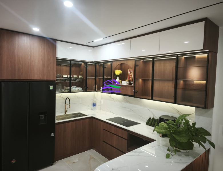 Nhà góc giá: 12ty, DT: 321m2, 15*22m, 1 lầu + 1 quán cfe + 1 Văn Phòng BDS, 798 Nguyễn Bình, Nhà Bè 