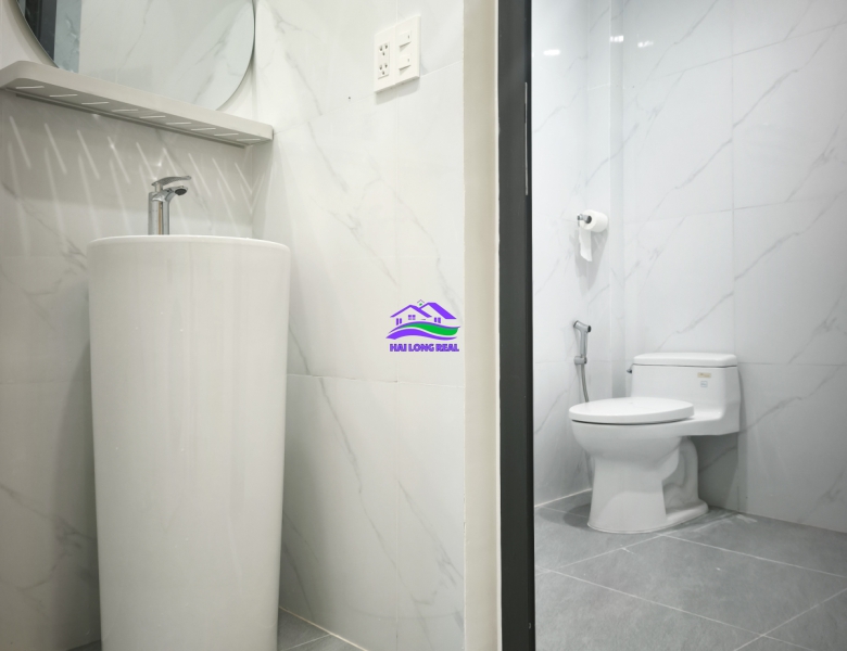 Nhà góc giá: 12ty, DT: 321m2, 15*22m, 1 lầu + 1 quán cfe + 1 Văn Phòng BDS, 798 Nguyễn Bình, Nhà Bè 