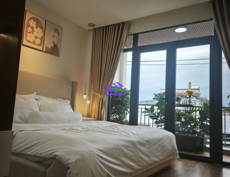 Nhà góc giá: 12ty, DT: 321m2, 15*22m, 1 lầu + 1 quán cfe + 1 Văn Phòng BDS, 798 Nguyễn Bình, Nhà Bè 