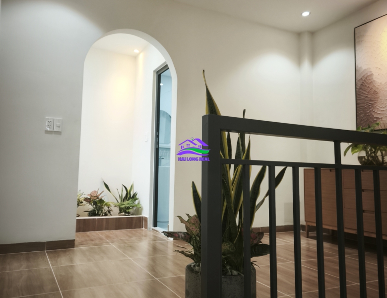 Nhà góc giá: 12ty, DT: 321m2, 15*22m, 1 lầu + 1 quán cfe + 1 Văn Phòng BDS, 798 Nguyễn Bình, Nhà Bè 