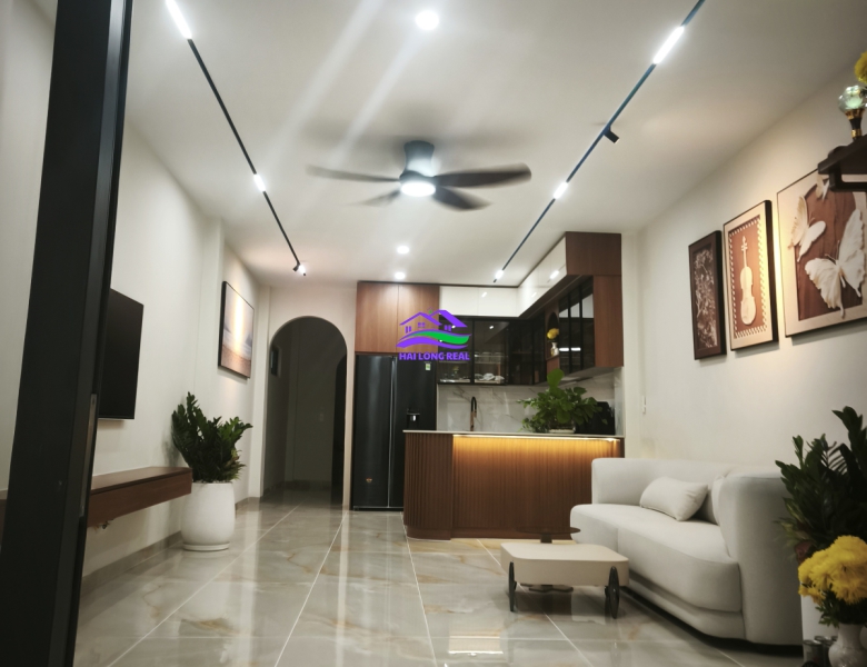 Nhà góc giá: 12ty, DT: 321m2, 15*22m, 1 lầu + 1 quán cfe + 1 Văn Phòng BDS, 798 Nguyễn Bình, Nhà Bè 