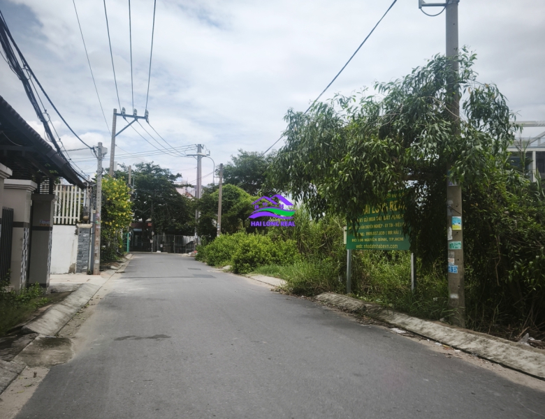 Đất giá: 35tr/m2, DT: 5*26m, mặt tiền hẽm Thông 855/ Nguyễn Bình, Nhà Bè 