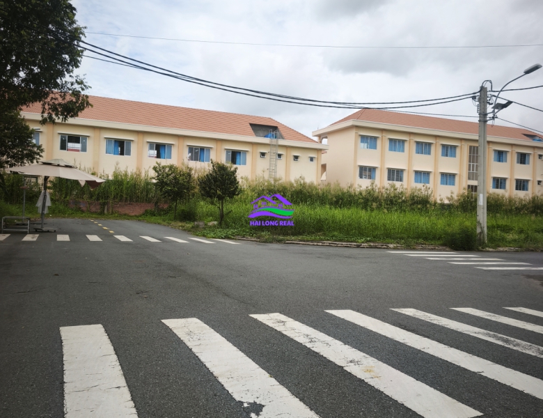 Đất giá: 2,7ty, DT: 5*20m, đường số 10, B1-46, khu SAI GON VILLAGE - Long Hậu 