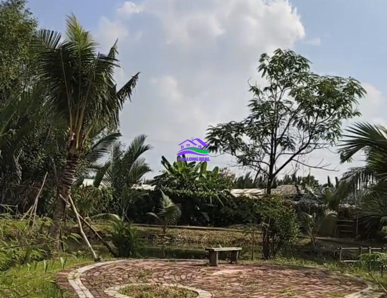 Nhà vườn 23002m, thổ cư 340m2, giá: 10tr/m2, đường Nguyễn Bình, nhà bè 