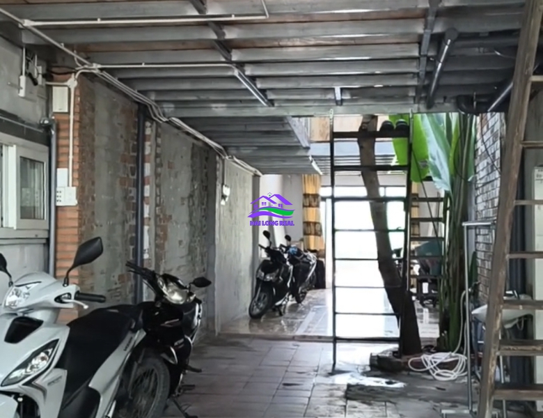 Nhà vườn 23002m, thổ cư 340m2, giá: 10tr/m2, đường Nguyễn Bình, nhà bè 