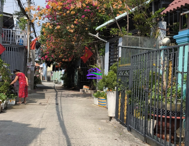 Nhà đường Nguyễn Văn Tạo, Giá: 2,6ty, DT: 3,5x15m, 50m2, xã Long Thới, Nhà Bè 