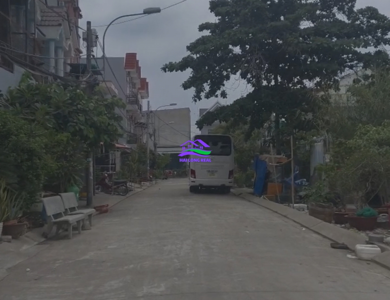 Đất đường 10m, Giá: 22ty, DT: 1100m2, thổ cư 750m2, 126/ Nguyễn Văn Tạo, xã Long Thới, Nhà Bè 