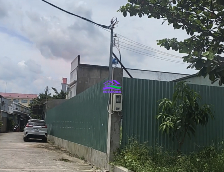 Kho xưởng giá: 20ty, DT: thổ cư 600m2, đường 16m, vào 50m, Lê Văn Lương, Nhà Bè 