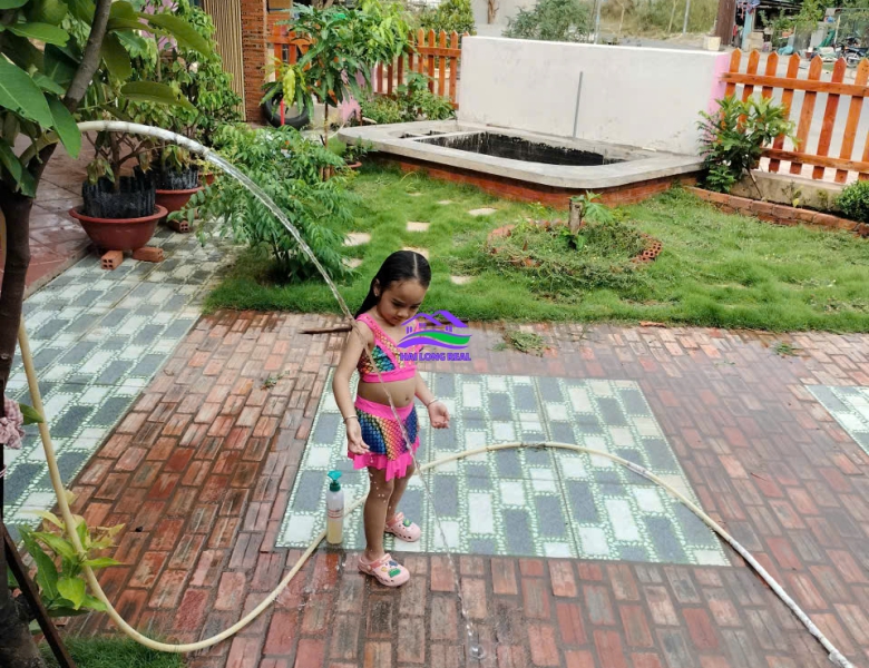 Nhà Góc 2 mặt tiền giá : 5.8ty, DT: 10,5x20m, Góc đường số 13 + đường số 3, lô B3-19, khu Thái Sơn - Long Hậu