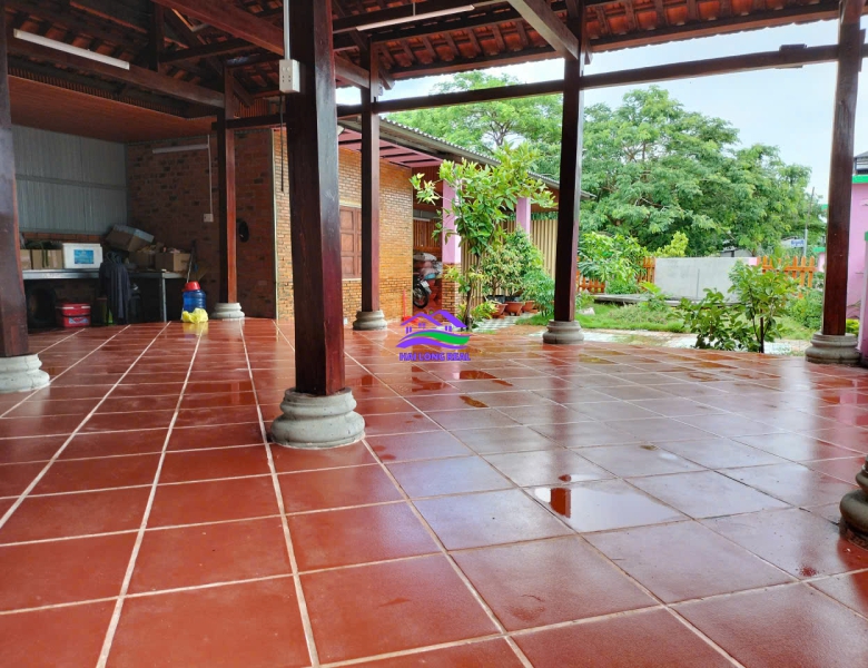 Nhà Góc 2 mặt tiền giá : 5.8ty, DT: 10,5x20m, Góc đường số 13 + đường số 3, lô B3-19, khu Thái Sơn - Long Hậu