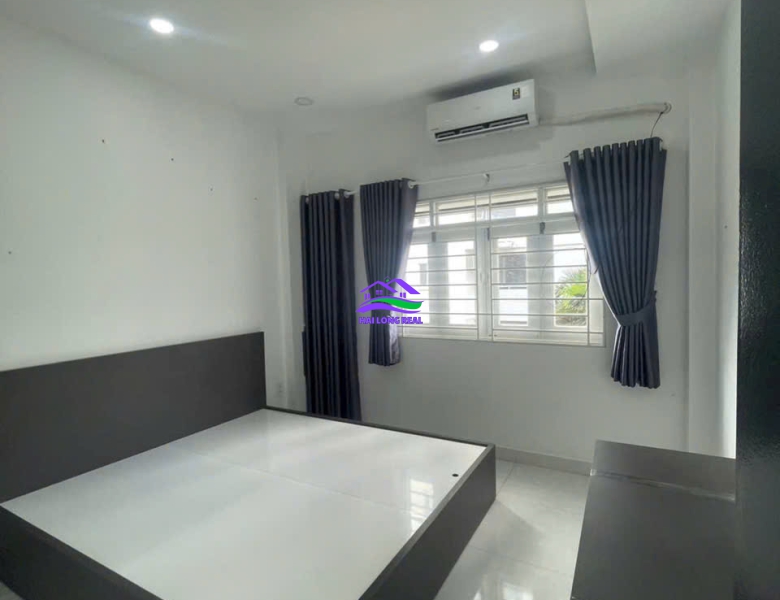 nhà giá 1.79ty, DT: 3.5x7m, 3 tầng, khu 2319/ Huỳnh Tấn Phát, TT nhà bè