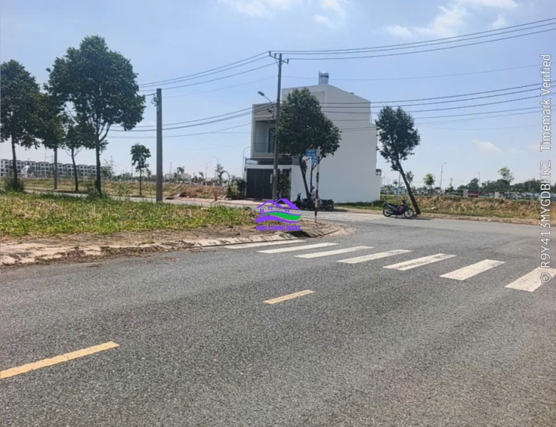 Đất góc giá: 4.9ty, DT: 8.5x16.2m, 129m2, Góc đường số 23 - đường số 10, lô B2-47, khu SAIGON VILLAGE, Long Hậu