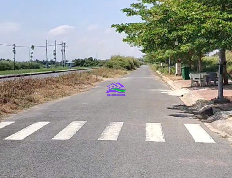 Đất giá: 3.1ty, DT:  5x20m, đường liên ấp view KCN, khu F1- đường đôi, Thái Sơn, Long Hậu