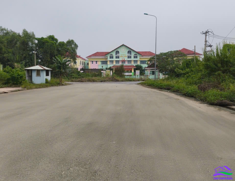HAILONGREAL: ĐẤT 3 LÔ LIỀN ĐƯỜNG D3, GIÁ: 33TR/M2, DT: 5X24M, VIEW CÔNG VIÊN, KHU 28 HA