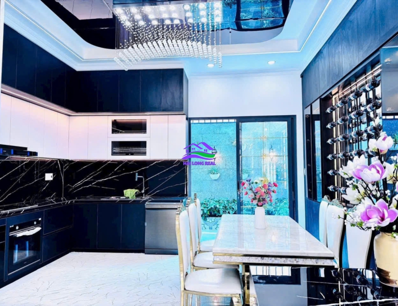 Nhà giá: 12.5ty, DT: 5x18m, 4 tầng, khu Anh Tuấn, đường Huỳnh Tấn Phát, Nhà Bè