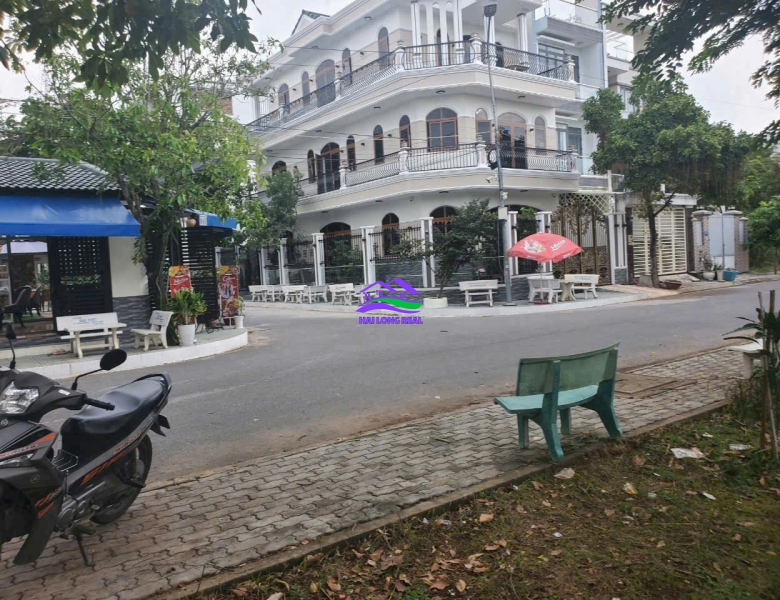 Đất góc giá: 7.8ty, DT: 7x16m, đường N1, khu GREEN RIVERSIDE, huỳnh tấn phát, TT nhà bè. 